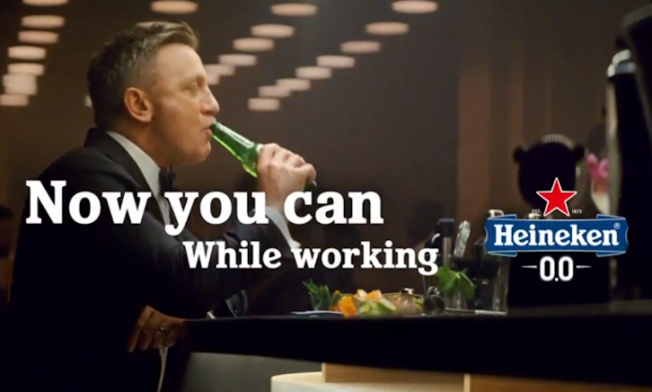 James Bond met Heineken 0.0 // Screenshot Youtube